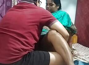 Desi Indian Aunty Hot Sex in Saree