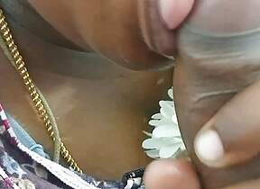Desi Tamil wife gives hot sucking